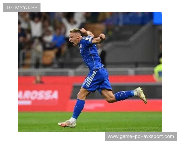 国米弗拉泰西半转身凌空扫射震撼众人:一记瞬间背后的力量与传承 国米弗拉泰西半转身凌空扫射震撼众人:一记瞬间背后的力量与传承