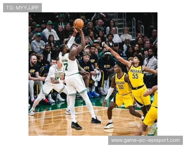 布朗提前进入比赛状态,绿军半场奠定基础