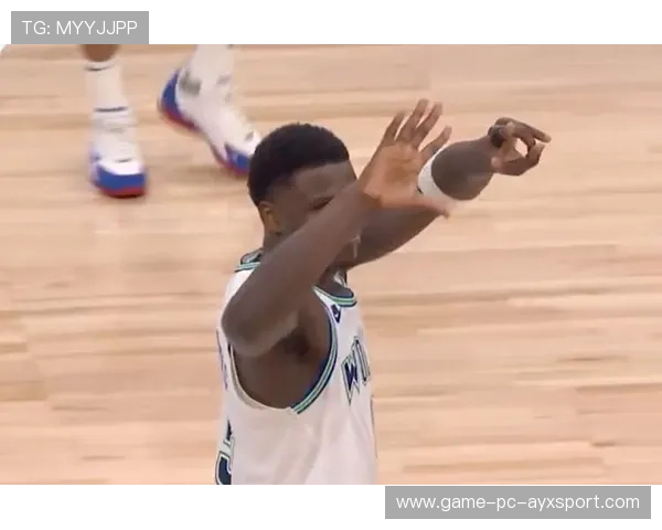 唐斯再现梦幻舞步轻松得分，森林狼保持领先